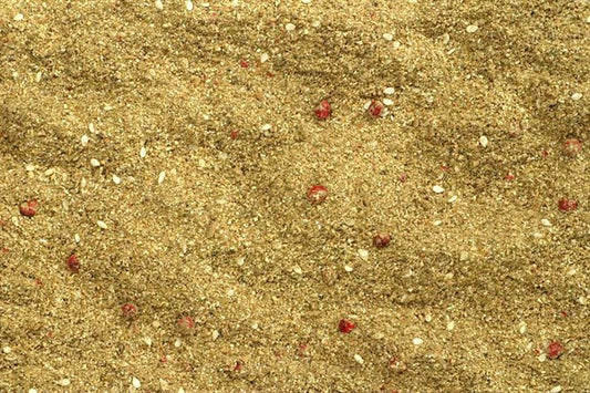 Especias en una sartén wok - 100 g